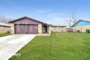 featured image of 2509 E Williamsburg Mnr