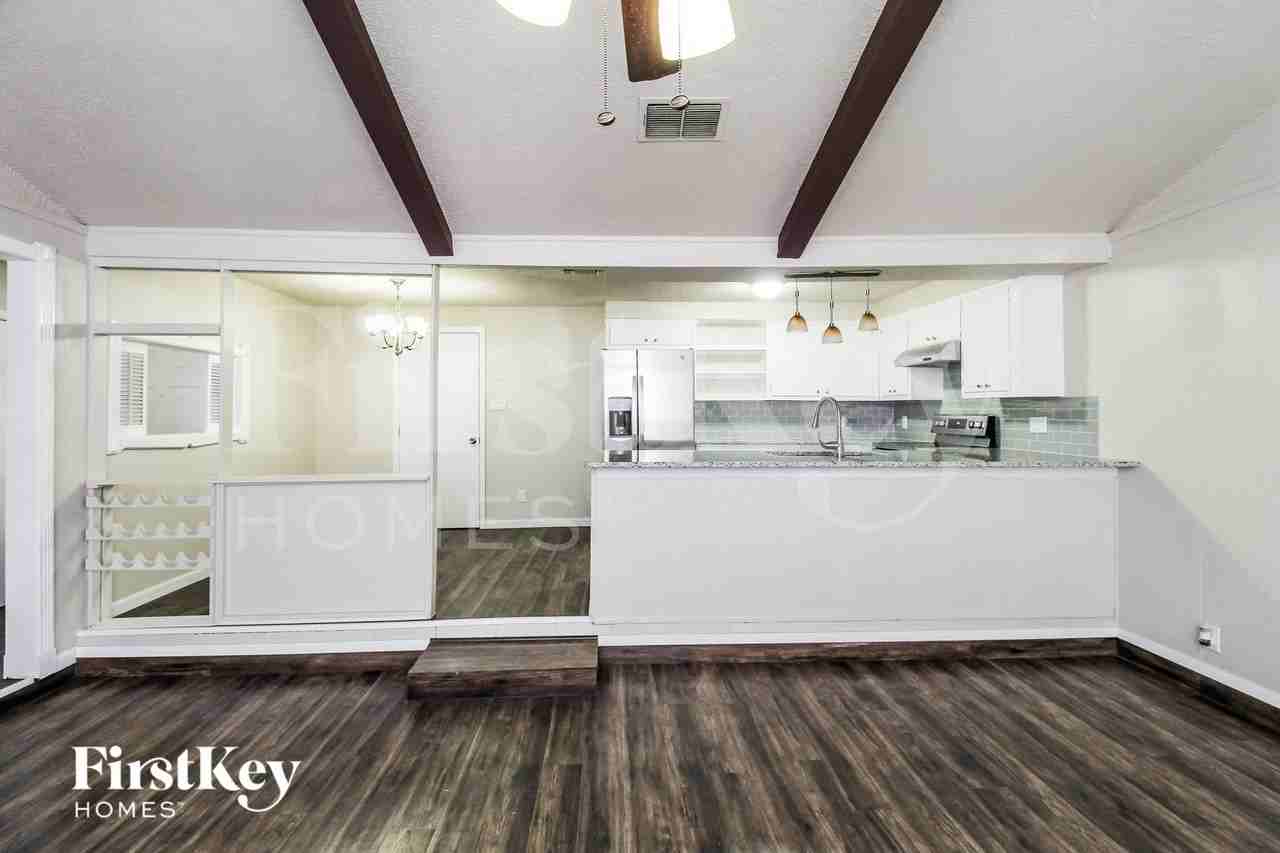 2509 E Williamsburg Mnr - Photo 7 of 15