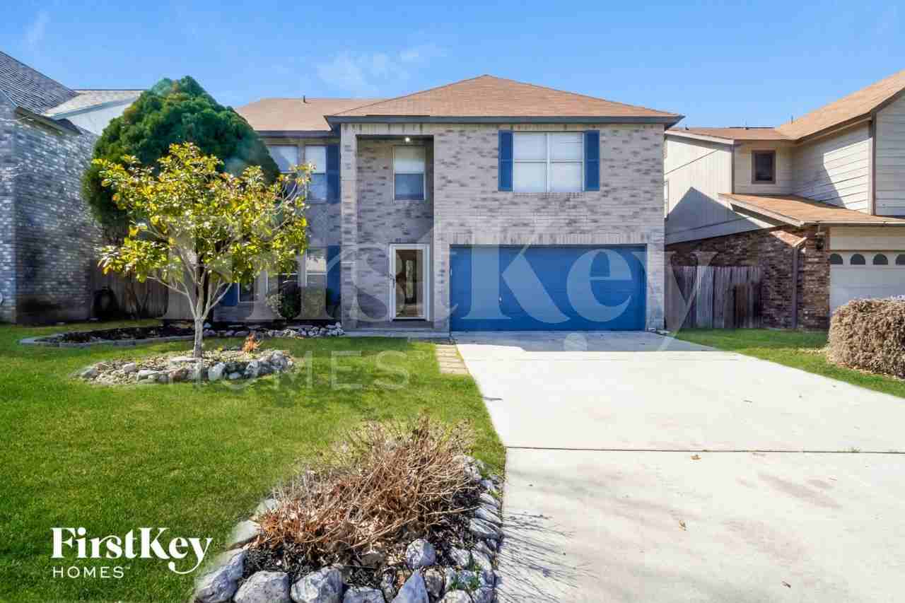 14219 N Hills Village Dr - Photo 2 of 15