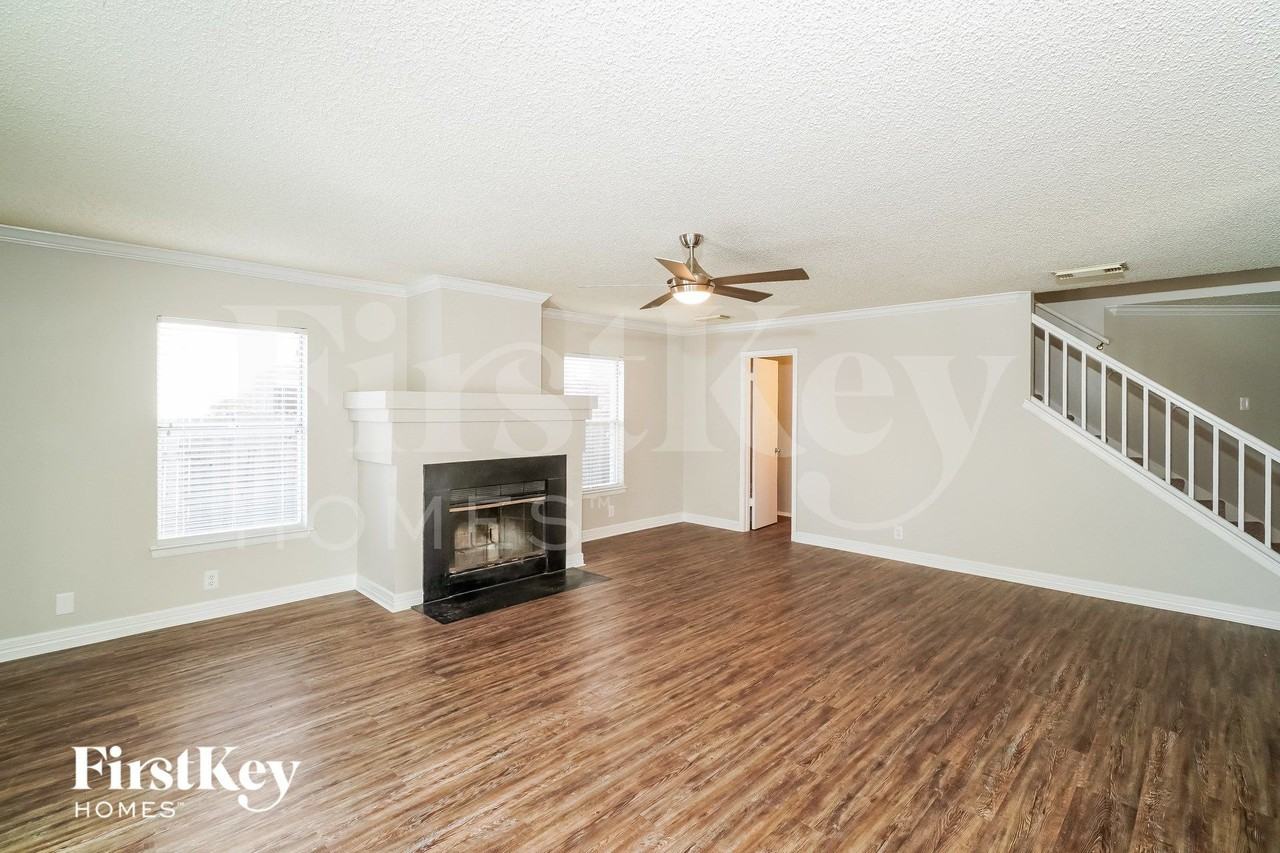 14219 N Hills Village Dr - Photo 6 of 15