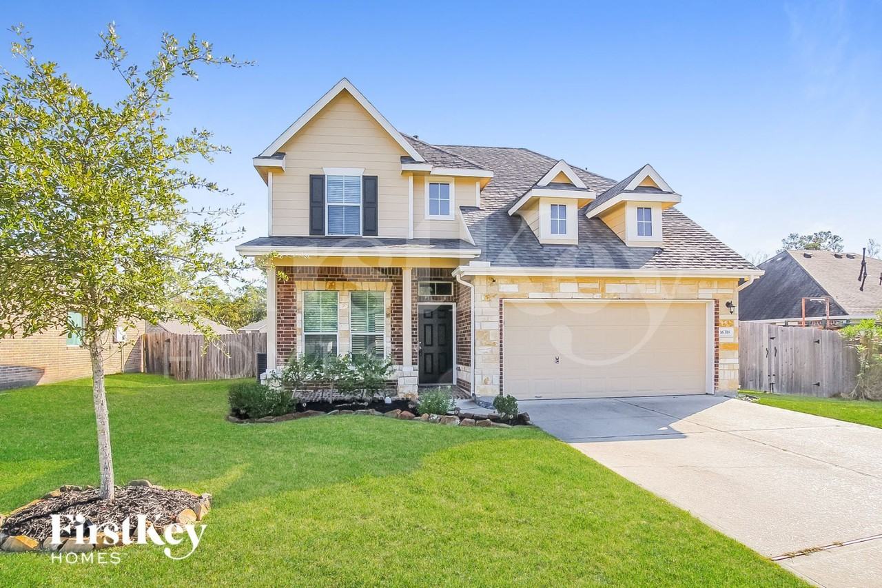 16318 River Wood Ct - Photo 2 of 15