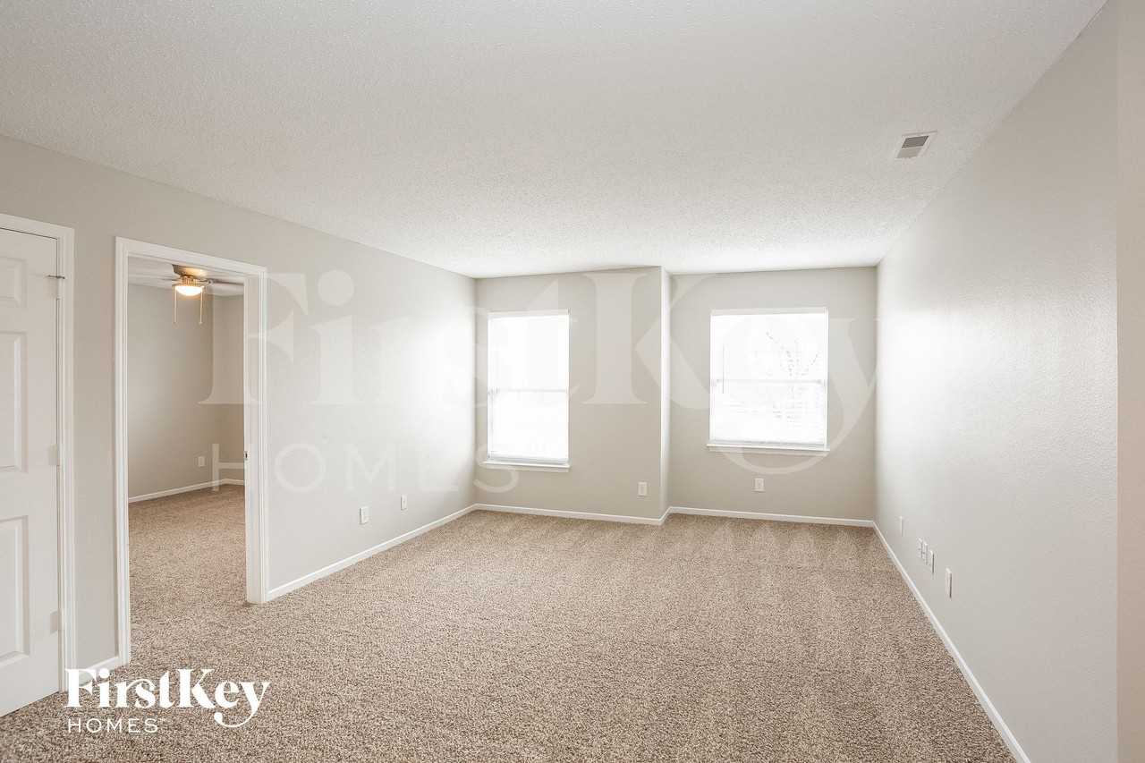 13796 Meadow Lake Dr - Photo 6 of 15