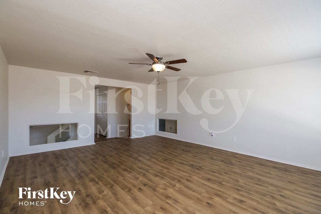 31315 N Shale Dr - Photo 7 of 15