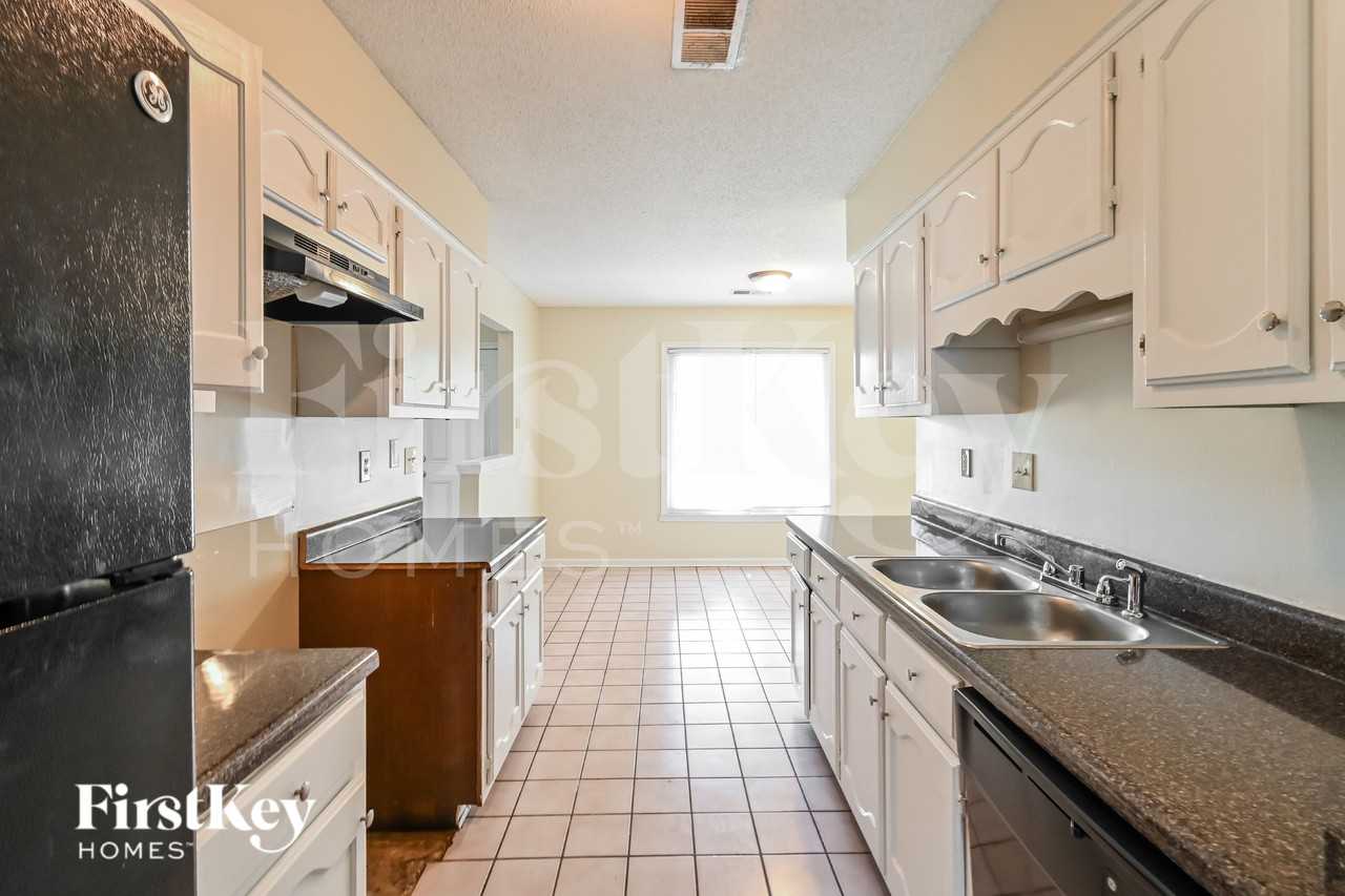 8441 Woolrich Dr - Photo 6 of 16