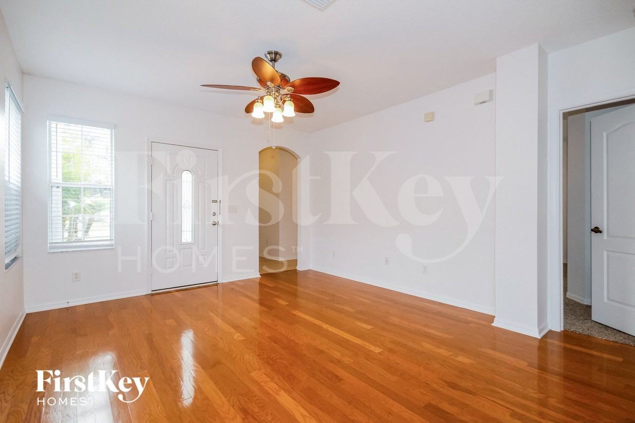 8152 Canterbury Lake Blvd - Photo 3 of 15