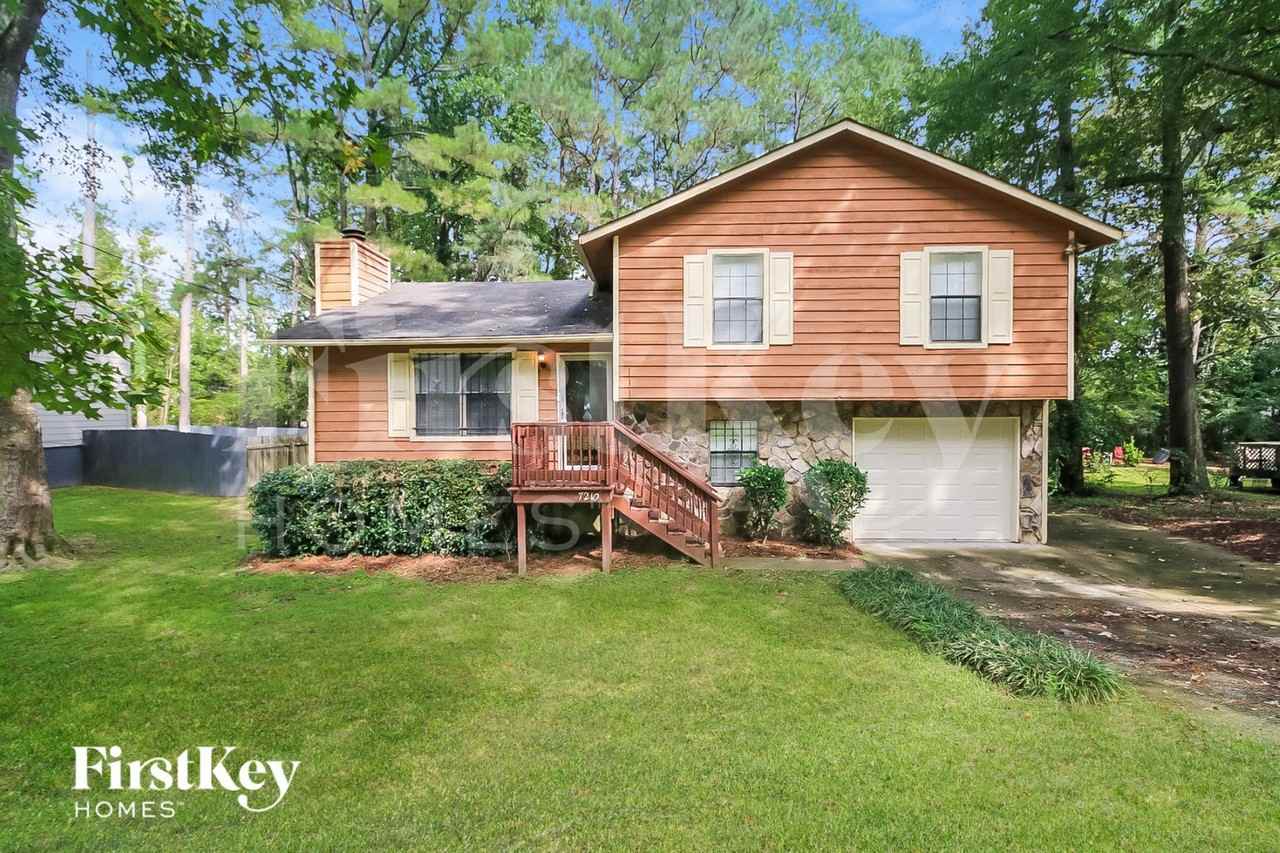 7210 Buck Creek Dr - Photo 2 of 15