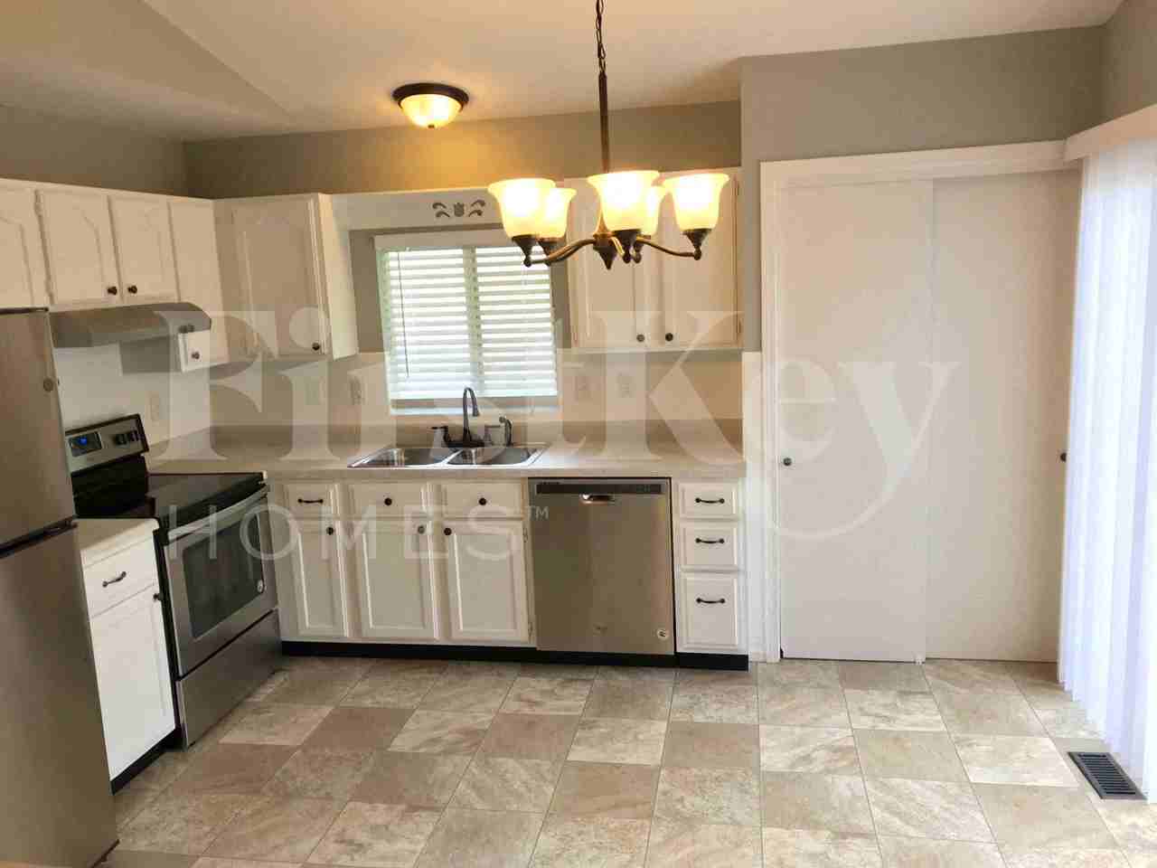 66 Chip Dr - Photo 7 of 34