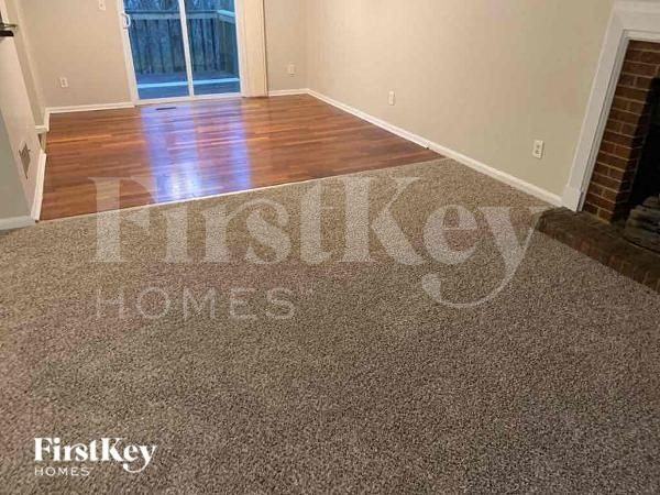 6140 Littleton Dr - Photo 2 of 10