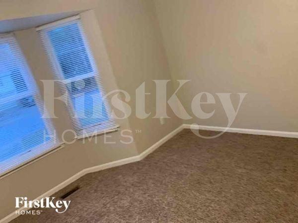 6140 Littleton Dr - Photo 7 of 10