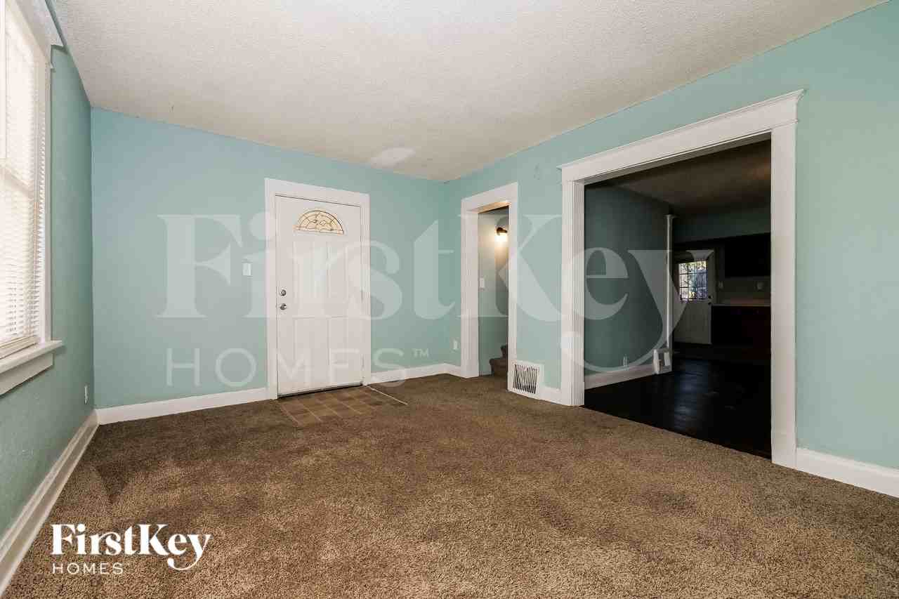 6014 Virginia Ave - Photo 4 of 16