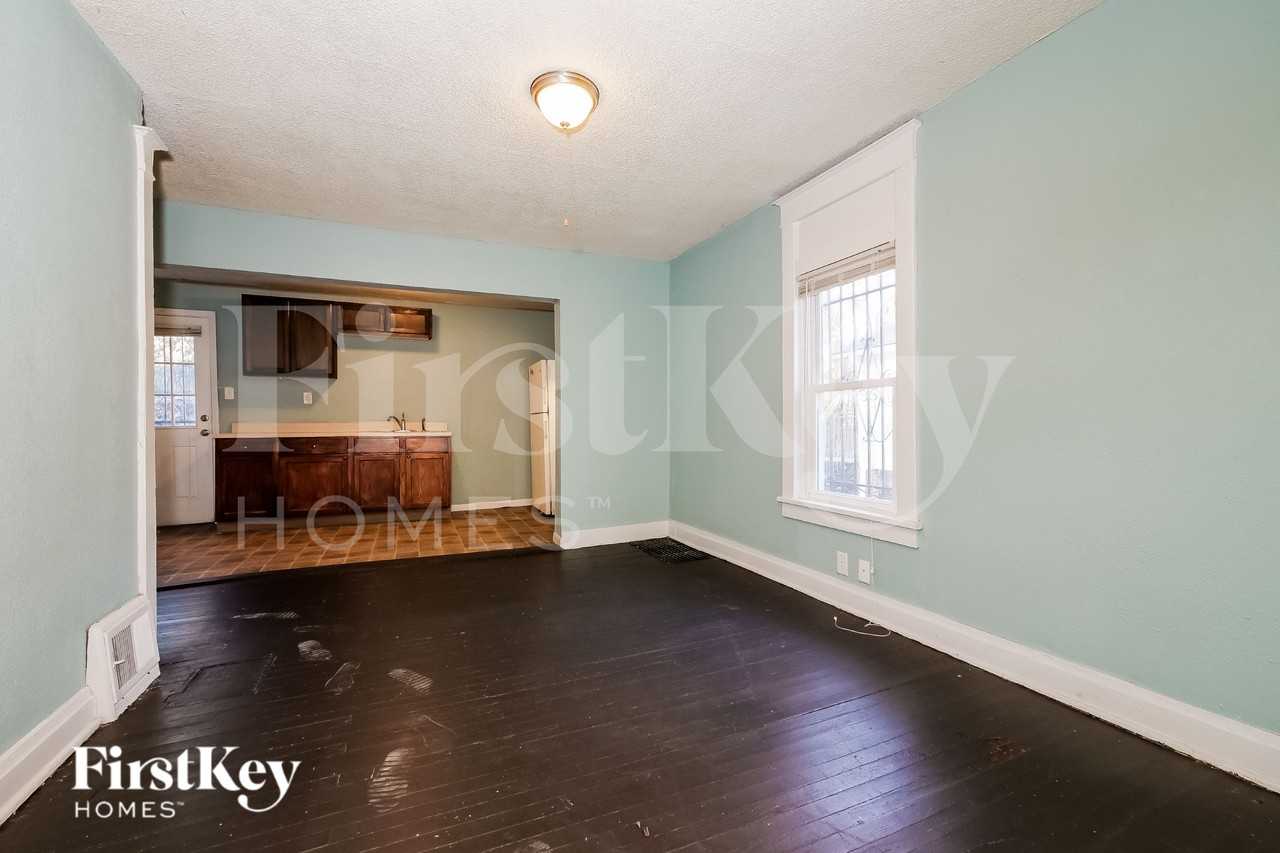 6014 Virginia Ave - Photo 5 of 16