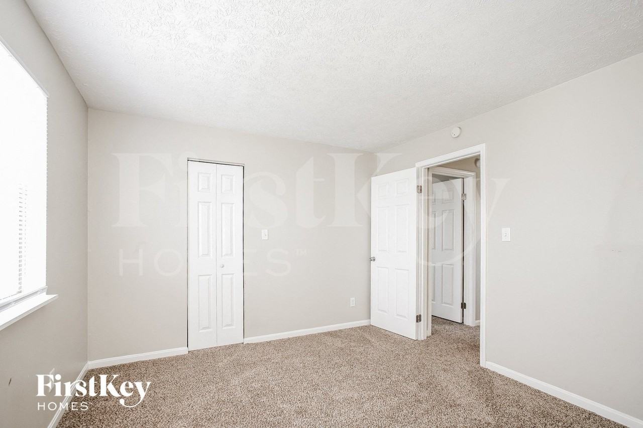 5314 Traditions Dr - Photo 7 of 15