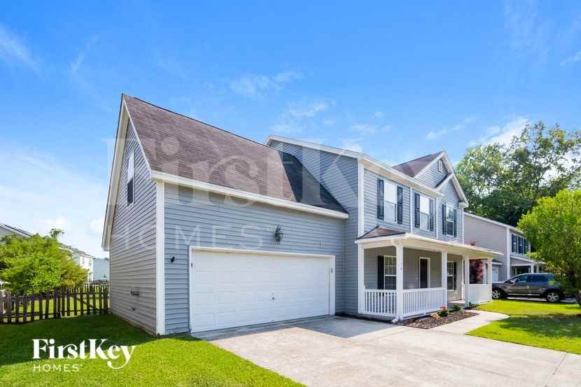 528 Beverly Dr - Photo 2 of 15