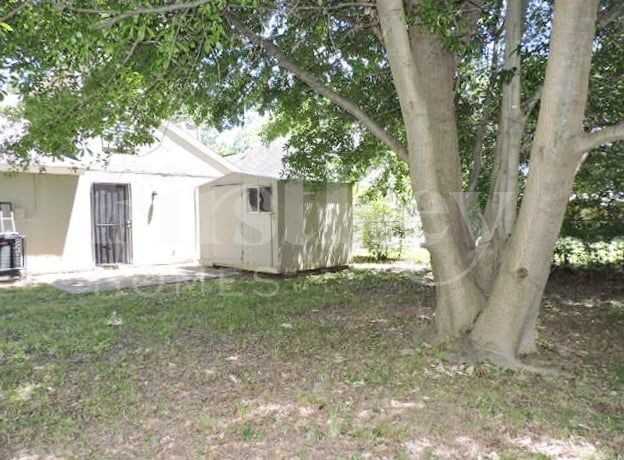 4571 Blue Willow Rd - Photo 2 of 15