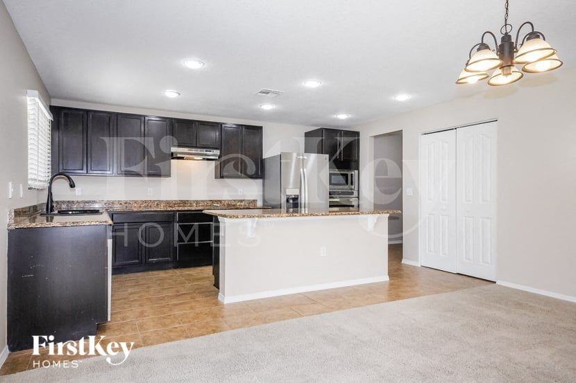 4184 Festival Pointe Blvd - Photo 3 of 15