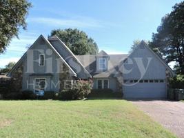 featured image of 2056 Kingsrow Pkwy