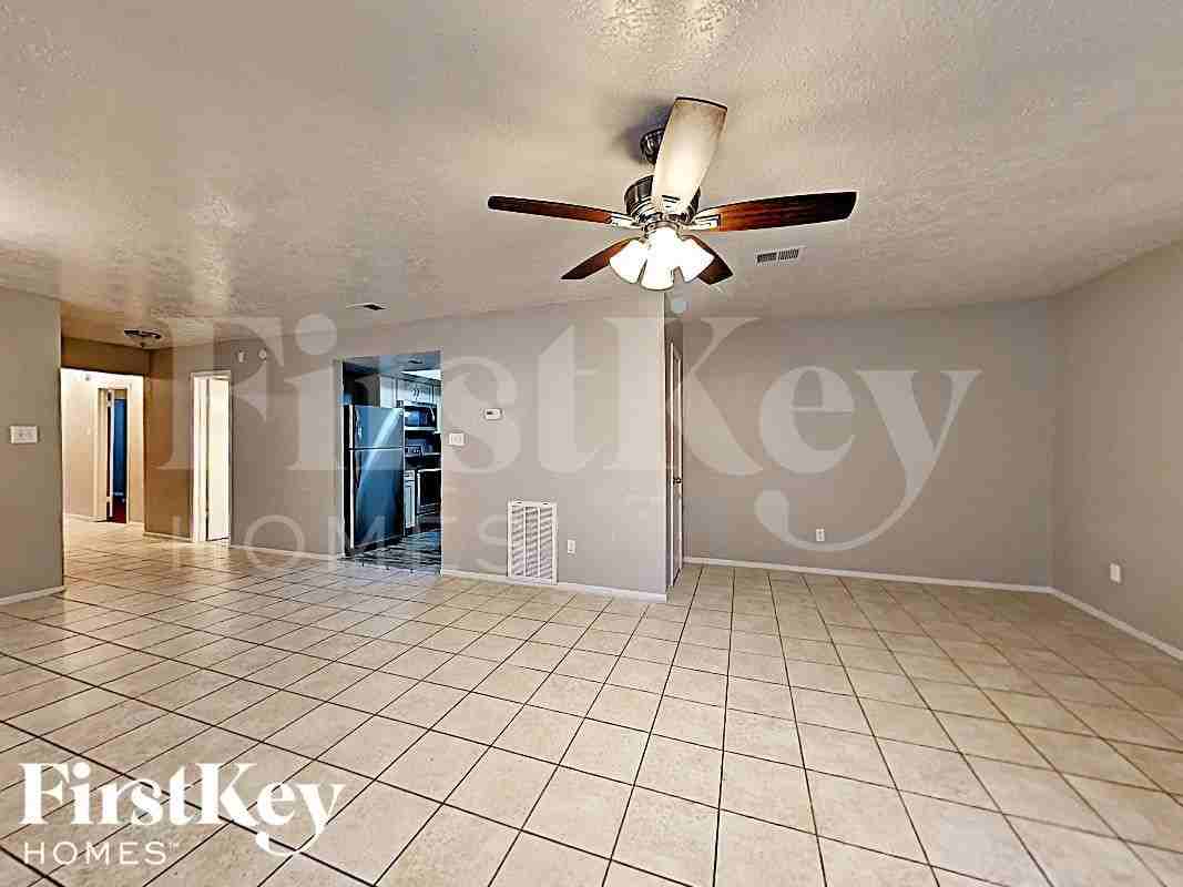 2009 Tremont Ct - Photo 4 of 16