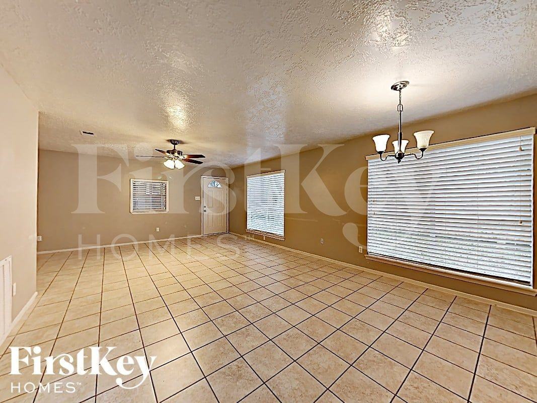 2009 Tremont Ct - Photo 6 of 16