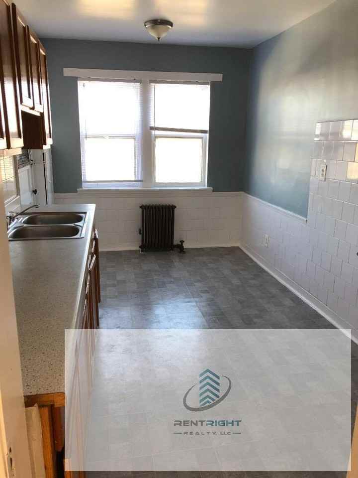 4649 N Elston Ave #4649-2 - Photo 2 of 8