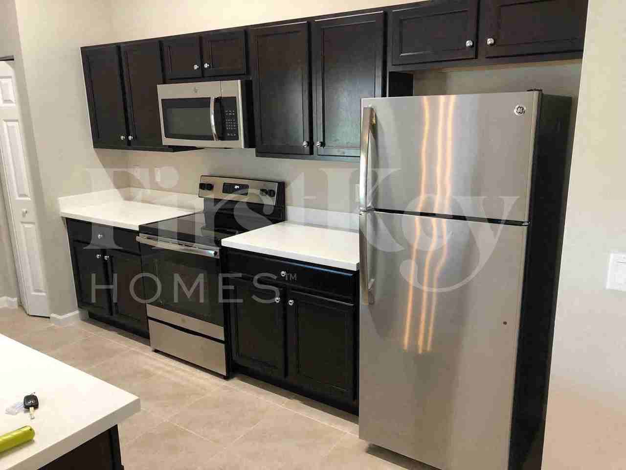 1773 Sw Cannon Ave - Photo 6 of 21