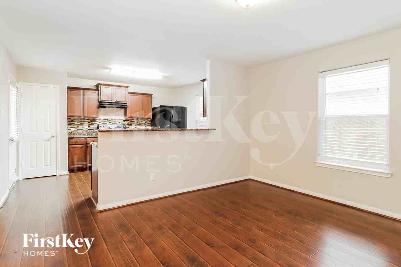 17203 Osprey Landing Dr - Photo 5 of 15