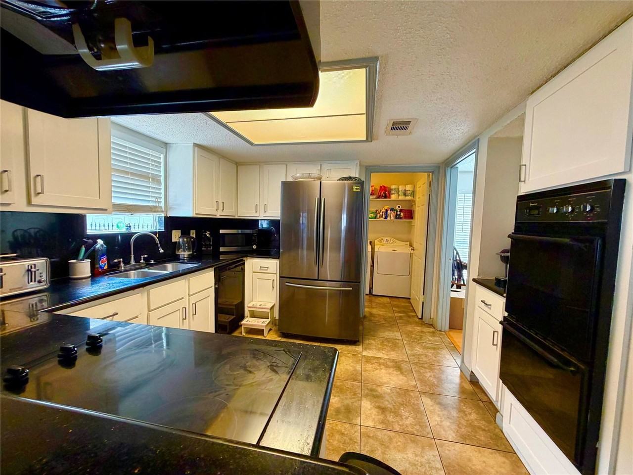 Chasehill Dr - Photo 6 of 8