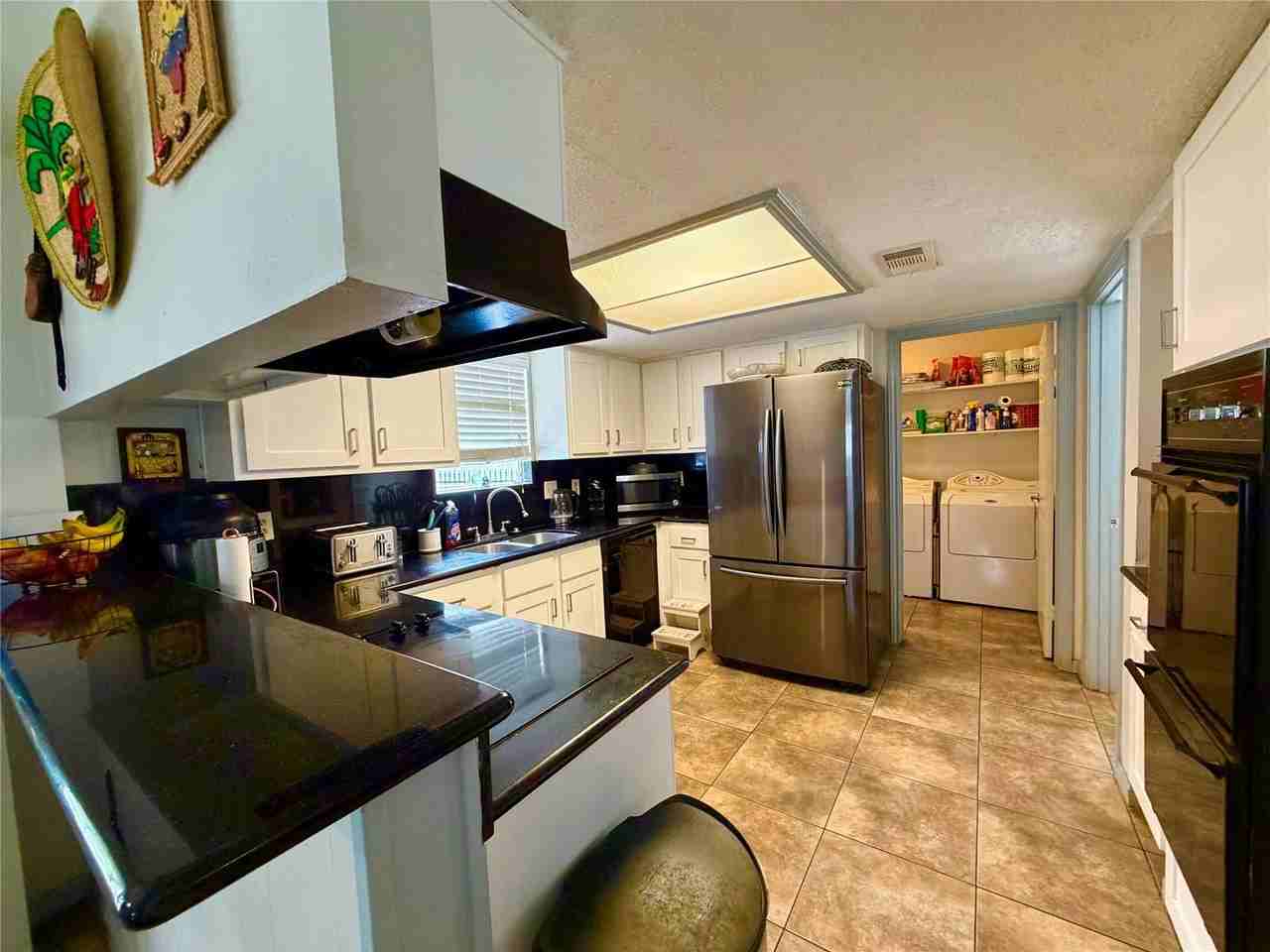 Chasehill Dr - Photo 7 of 8