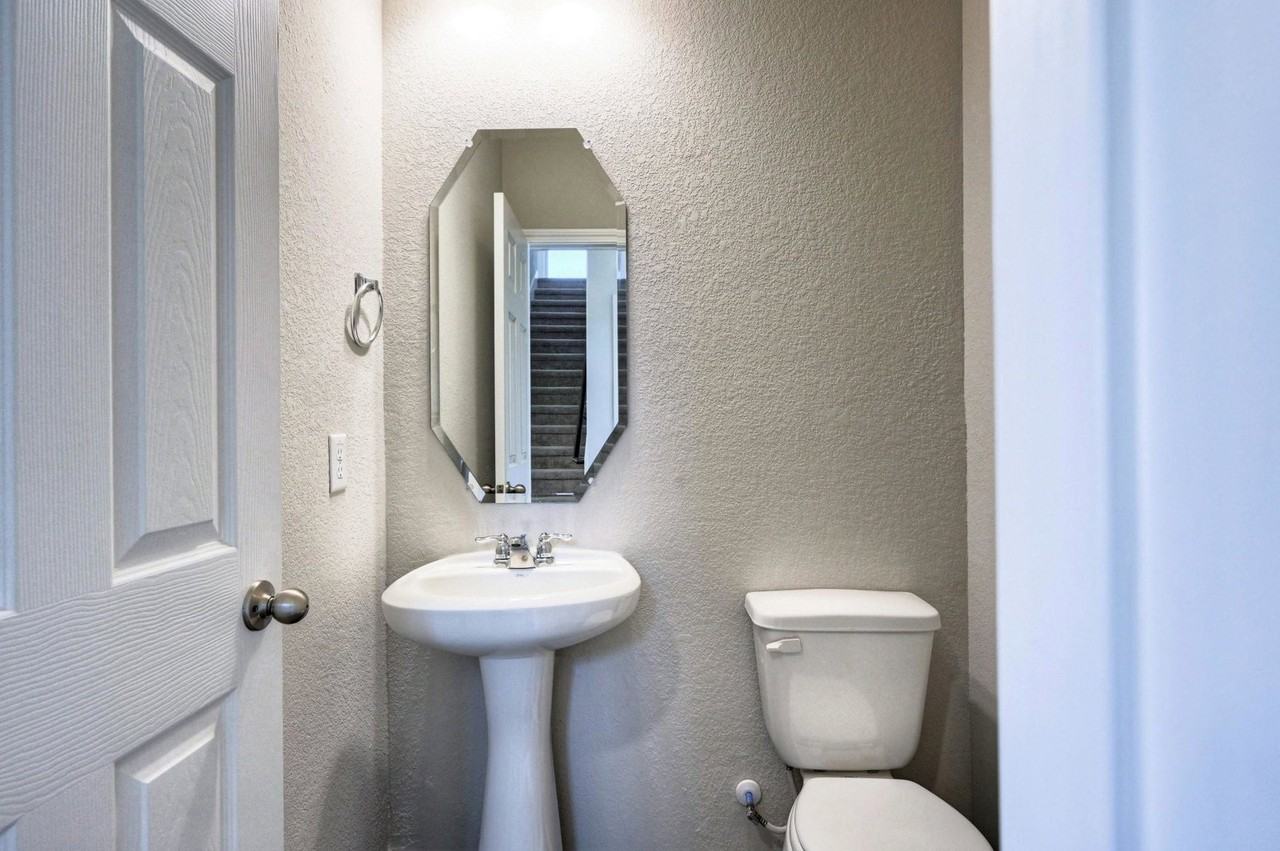 Blue Abbot Dr - Photo 7 of 8