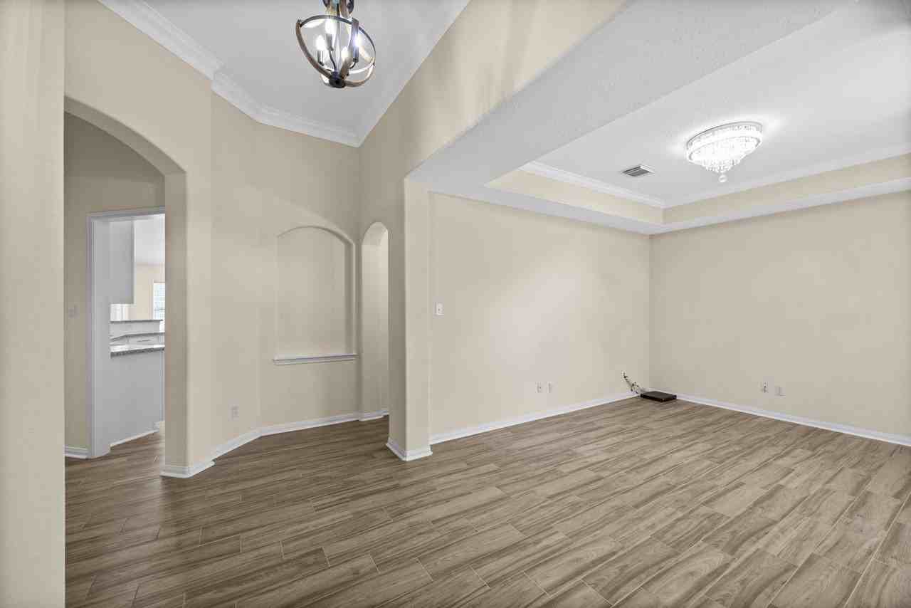 S Marathon Way - Photo 3 of 8