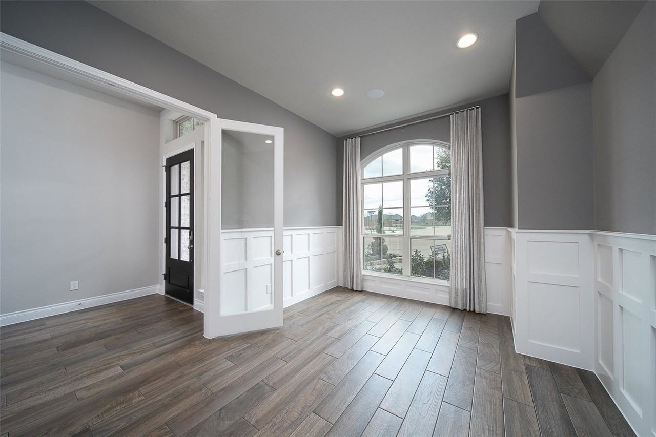 Azalea Crossing Ct - Photo 3 of 8