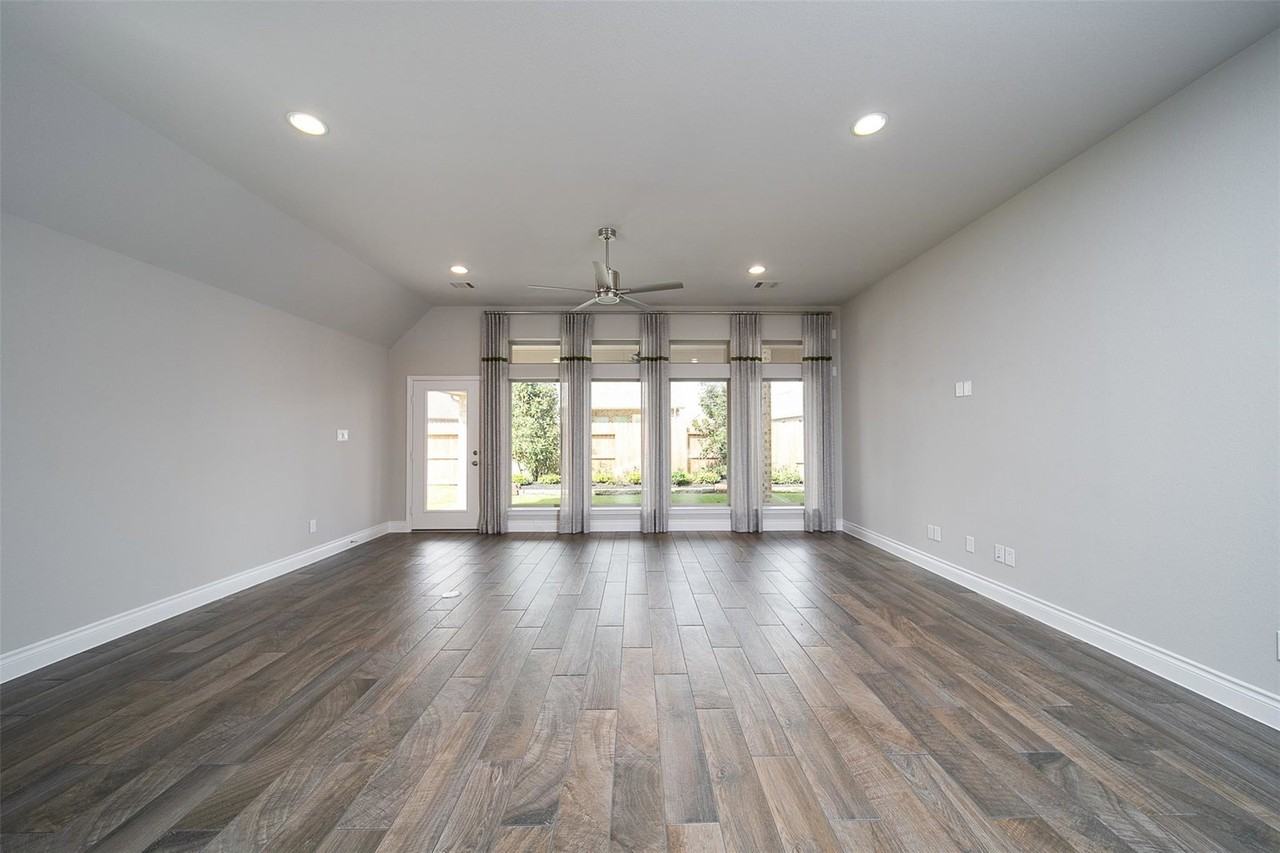 Azalea Crossing Ct - Photo 7 of 8