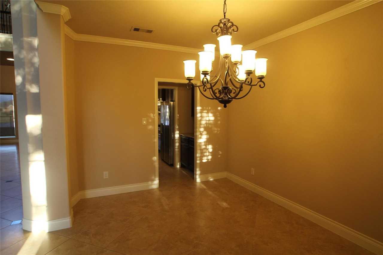 Biscayne Lake Dr - Photo 4 of 8