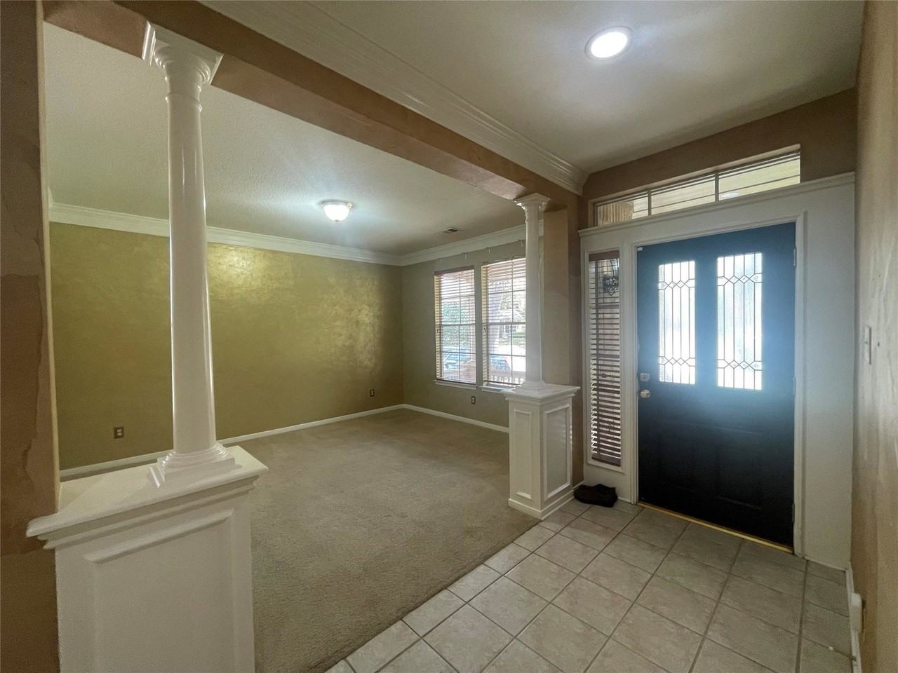 Velasco Ct - Photo 5 of 8