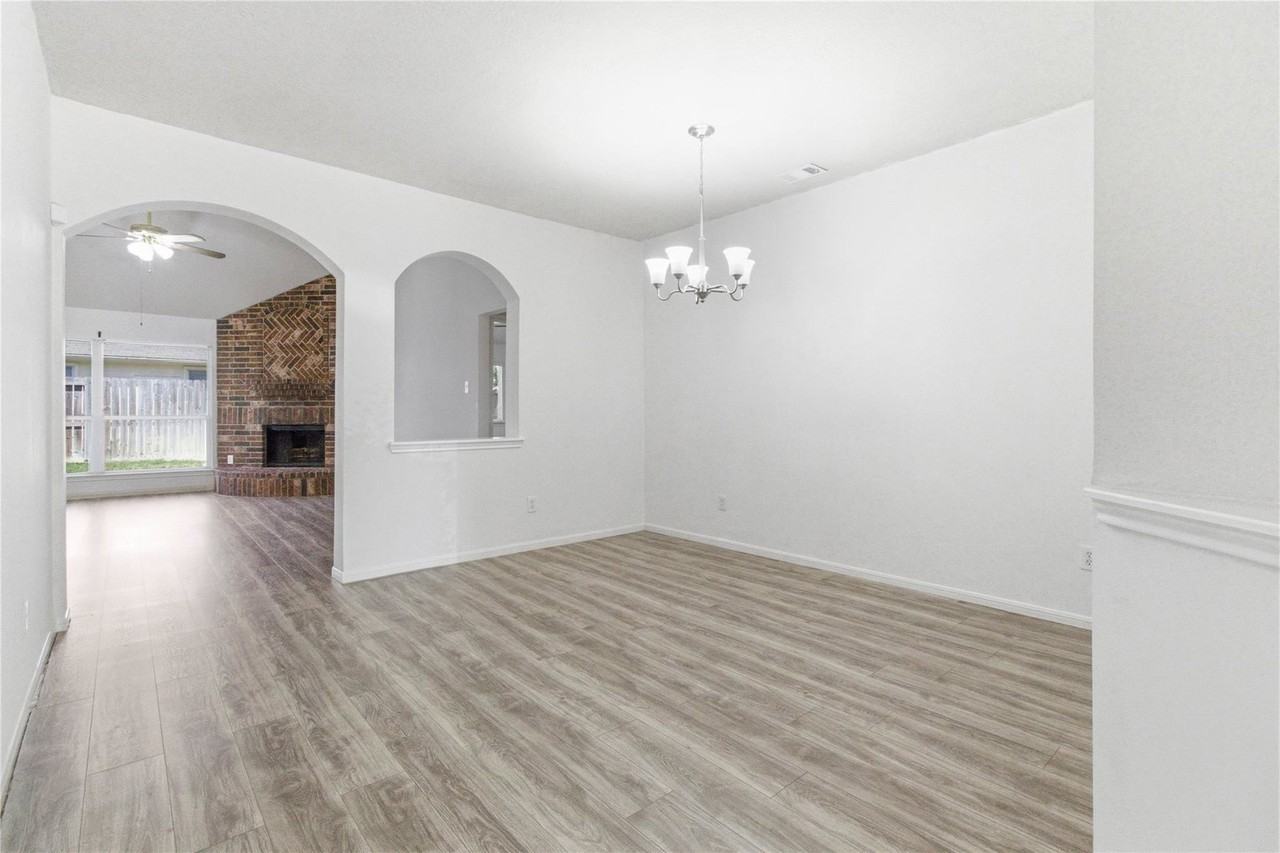 Teal Run Place Ct - Photo 4 of 8