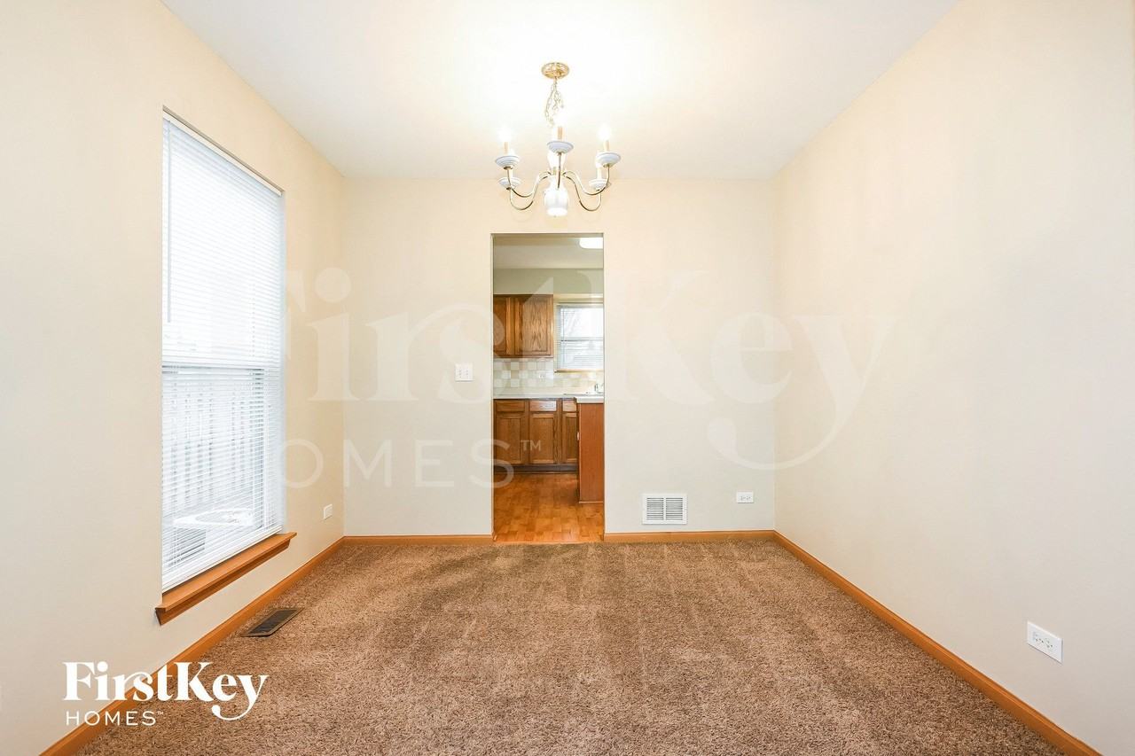 11730 Niagra Ln - Photo 5 of 15