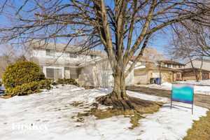 featured image of 1143 Greensfield Dr