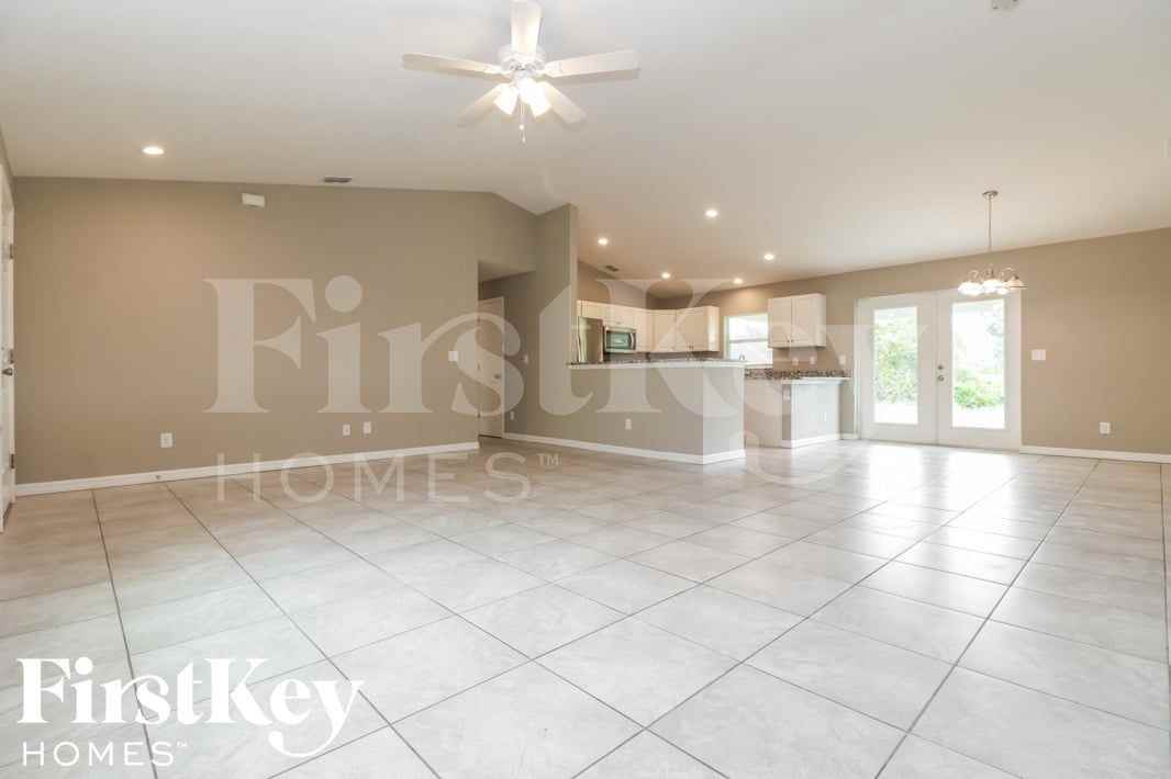 10379 Grail Ave - Photo 3 of 16