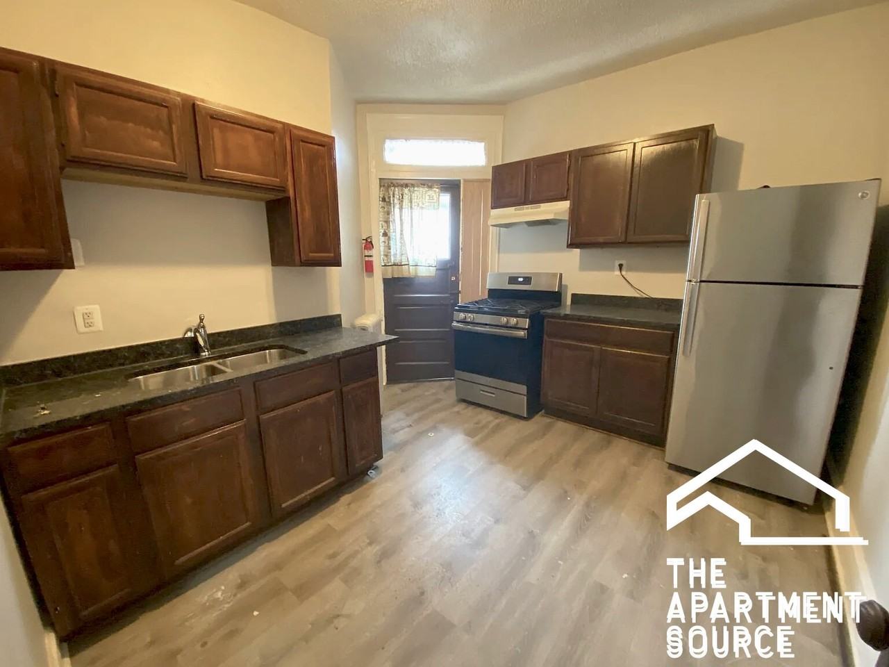 4533 S Michigan Ave #3A - Photo 6 of 12