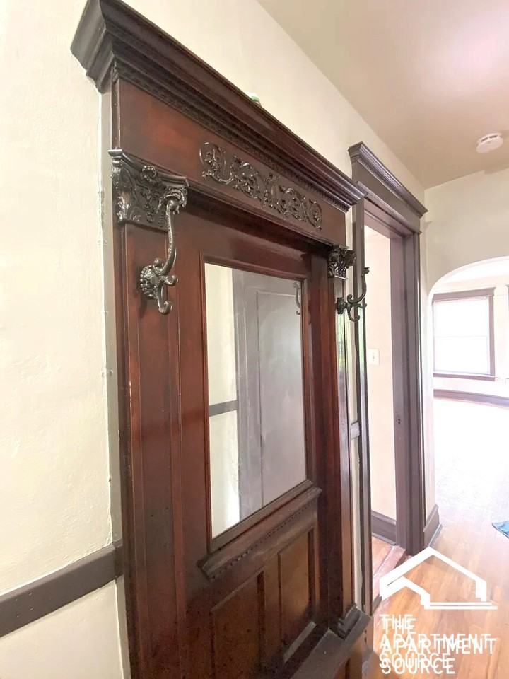 4533 S Michigan Ave #3A - Photo 7 of 12