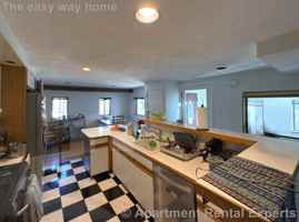 featured image of 61 6th St