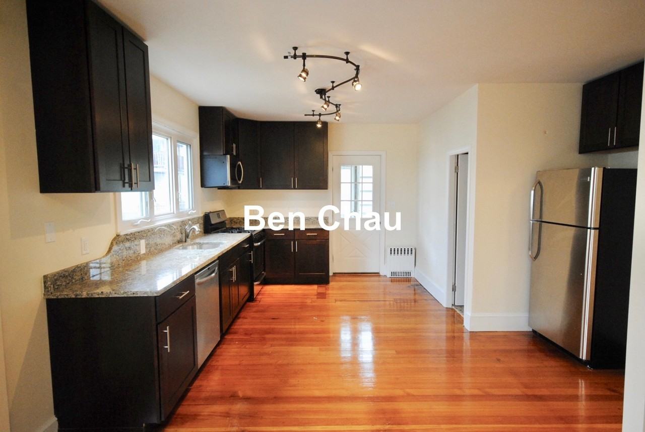 15 Taylor St #1B - Photo 2 of 10