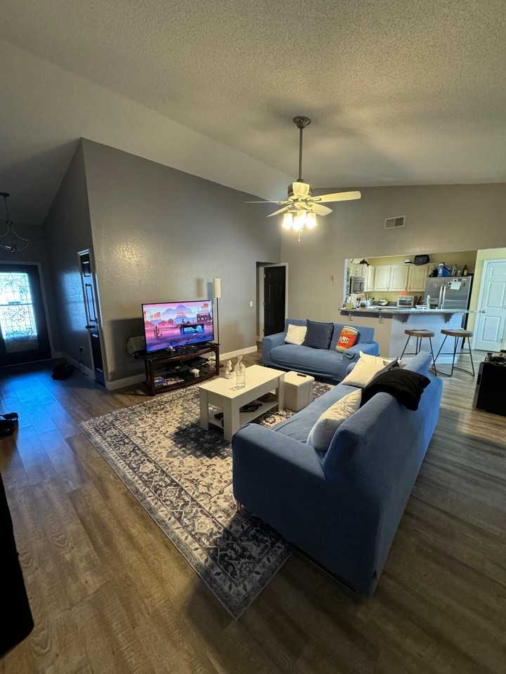 Bordeaux Blvd - Photo 6 of 13