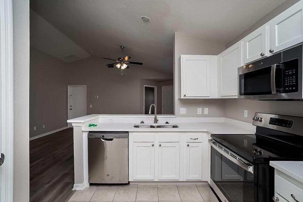 14943 Deer Meadow Dr - Photo 6 of 16