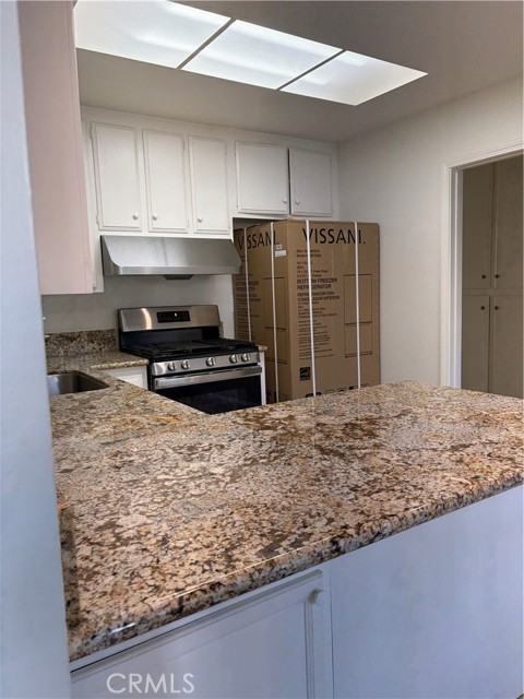 7112 Heil Ave - Photo 7 of 18