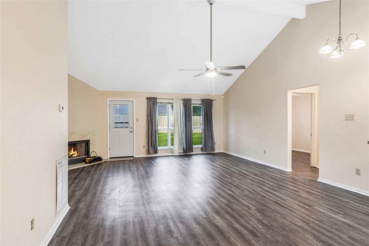 18755 Highland Trl - Photo 5 of 28