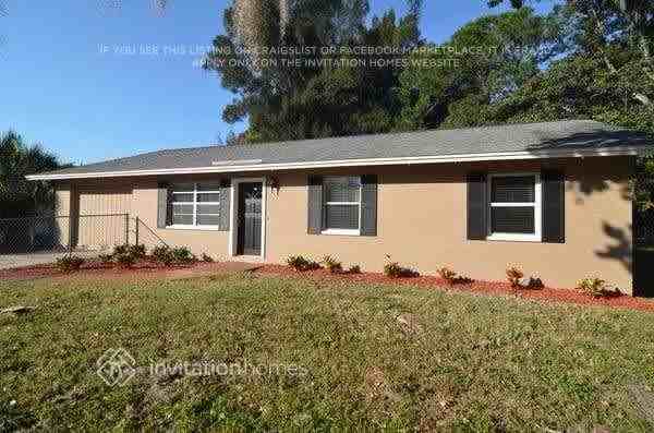 6420 8th Street Ct W - Photo 2 of 5