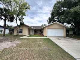 featured image of 1726 Lake Crest Ave