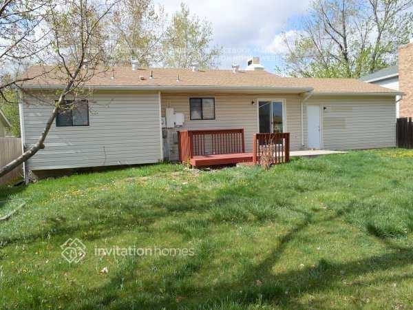 11156 Forest Ave - Photo 2 of 3