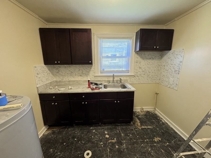 806 Savannah Ave - Photo 2 of 6