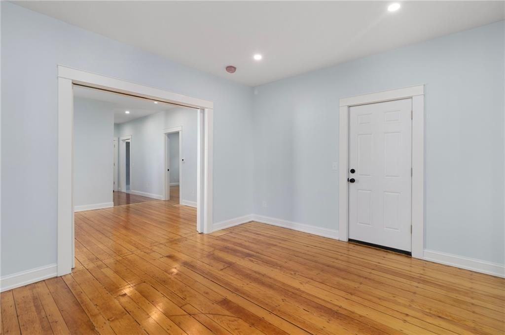 43 E George St ##1 - Photo 3 of 17